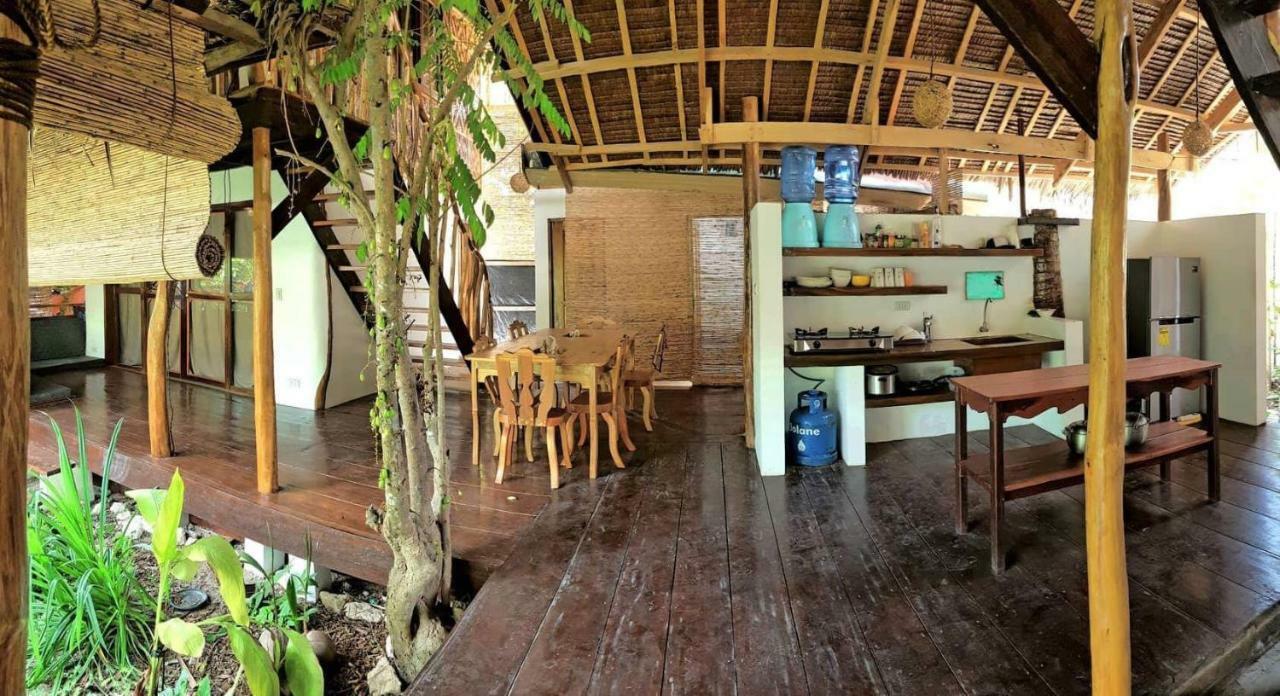 The Broken Board General Luna (Surigao del Norte) Exterior foto